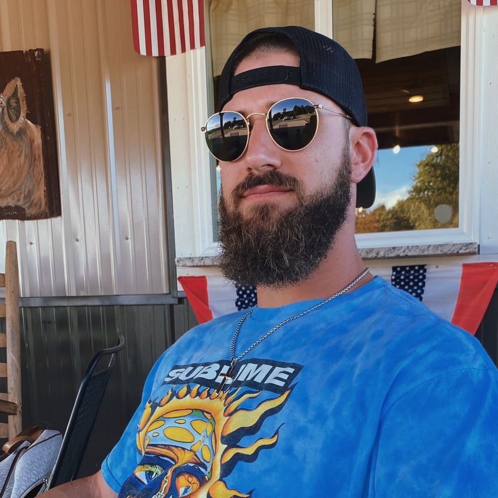 Meet your Posher, Sam